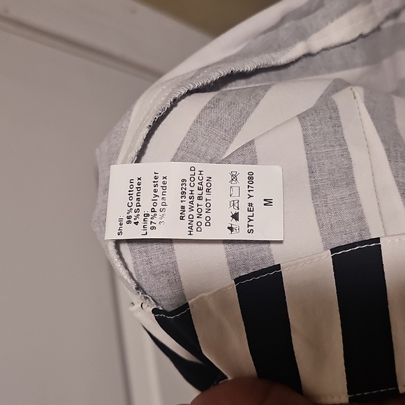 DO+BE Monochrome Striped Skirt - Picture 4 of 4